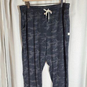 Vuouri Camo Jogger Drawstring pants size x-large Excellent Used Condition
